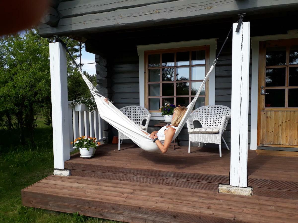 Toominga Seaside Cottage Koiguste Exterior photo
